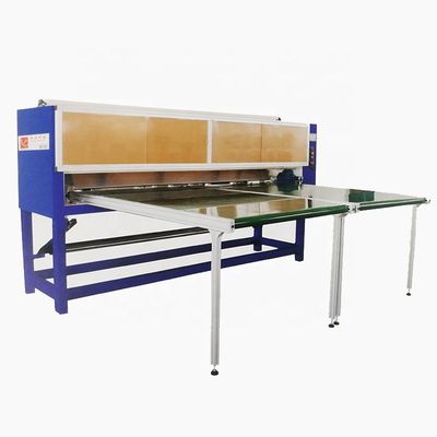 マットレスのキルトにする打抜き機のパネルのカッター機械